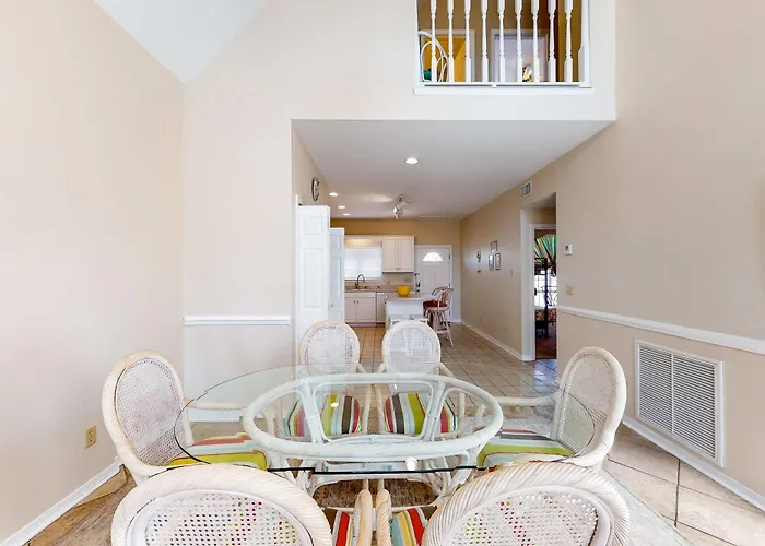 Dog-friendly House With Private Pool - Dock And Fishing Pier Available Holiday home *