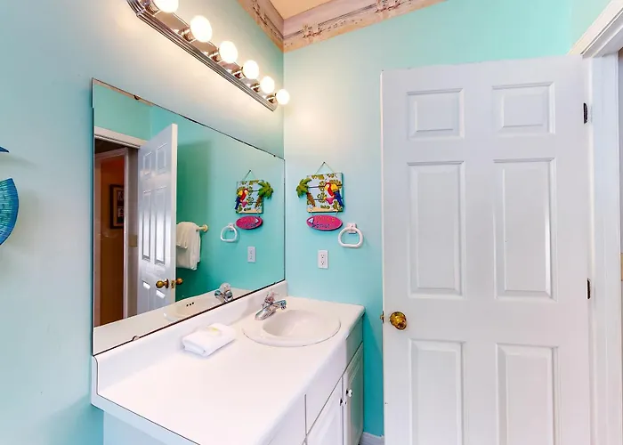Dog-friendly House With Private Pool - Dock And Fishing Pier Available *